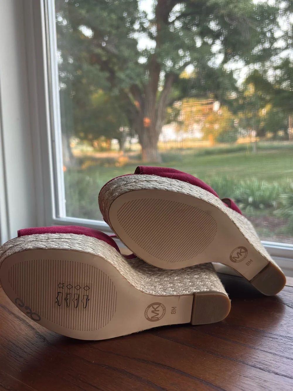 Michael Kors Jamea Raspberry Suede Espadrille Wedge Sandals Size 8